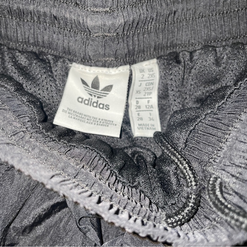 Adidas Originals Linear Logo Track Pants - Picture 3 of 3